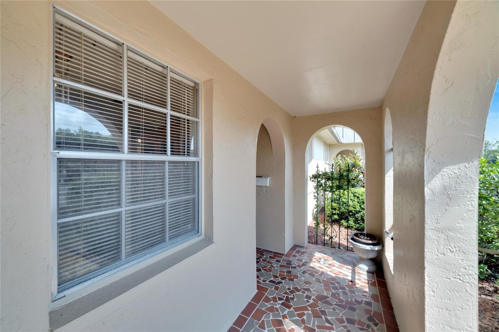 Image 6 of 69 For 4112 Hampton Drive