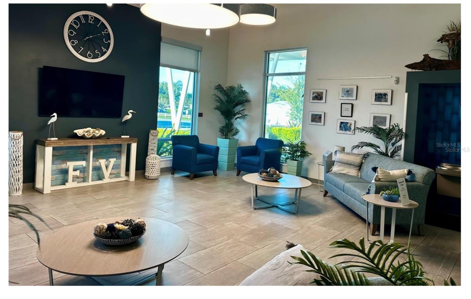 Listing photo id 12 for 1100 Belcher Road S 152