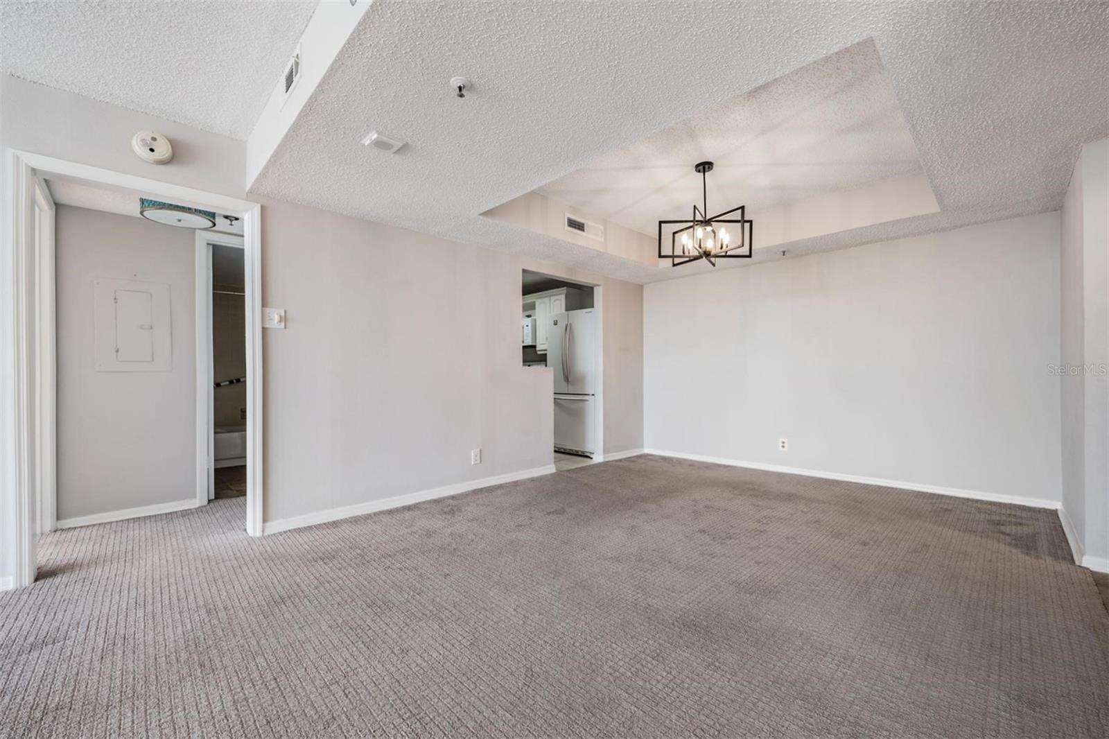 Image 22 of 34 For 3211 Swann Avenue 907