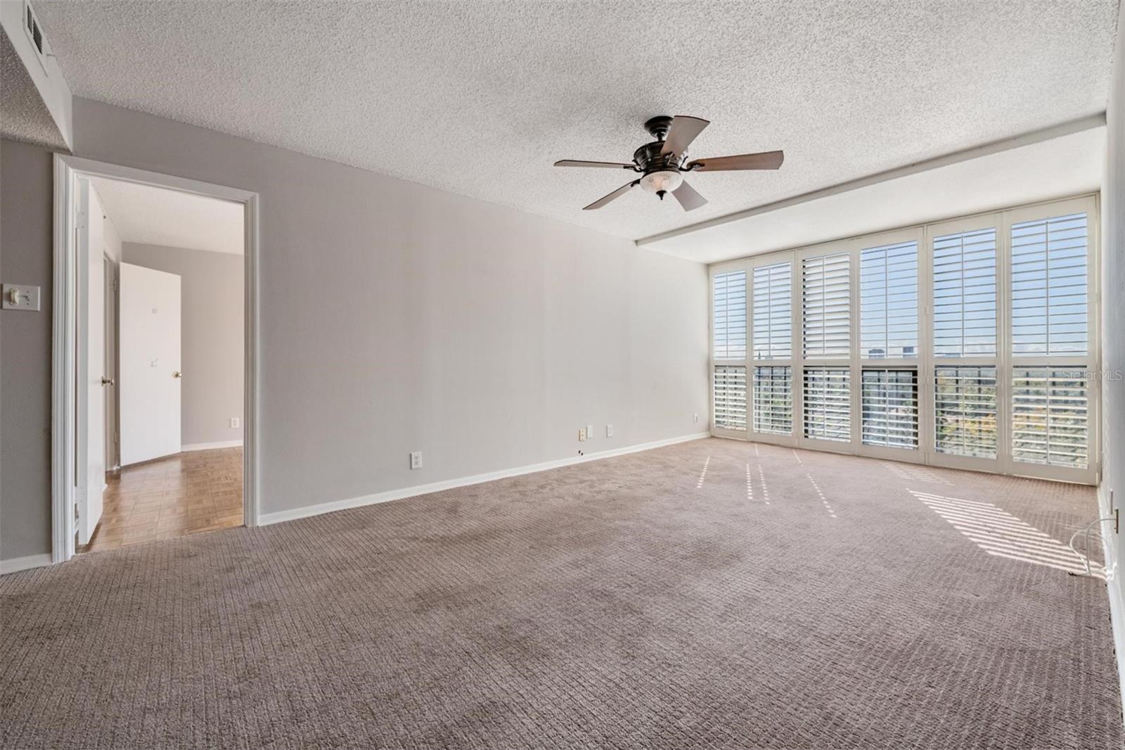 Image 25 of 34 For 3211 Swann Avenue 907