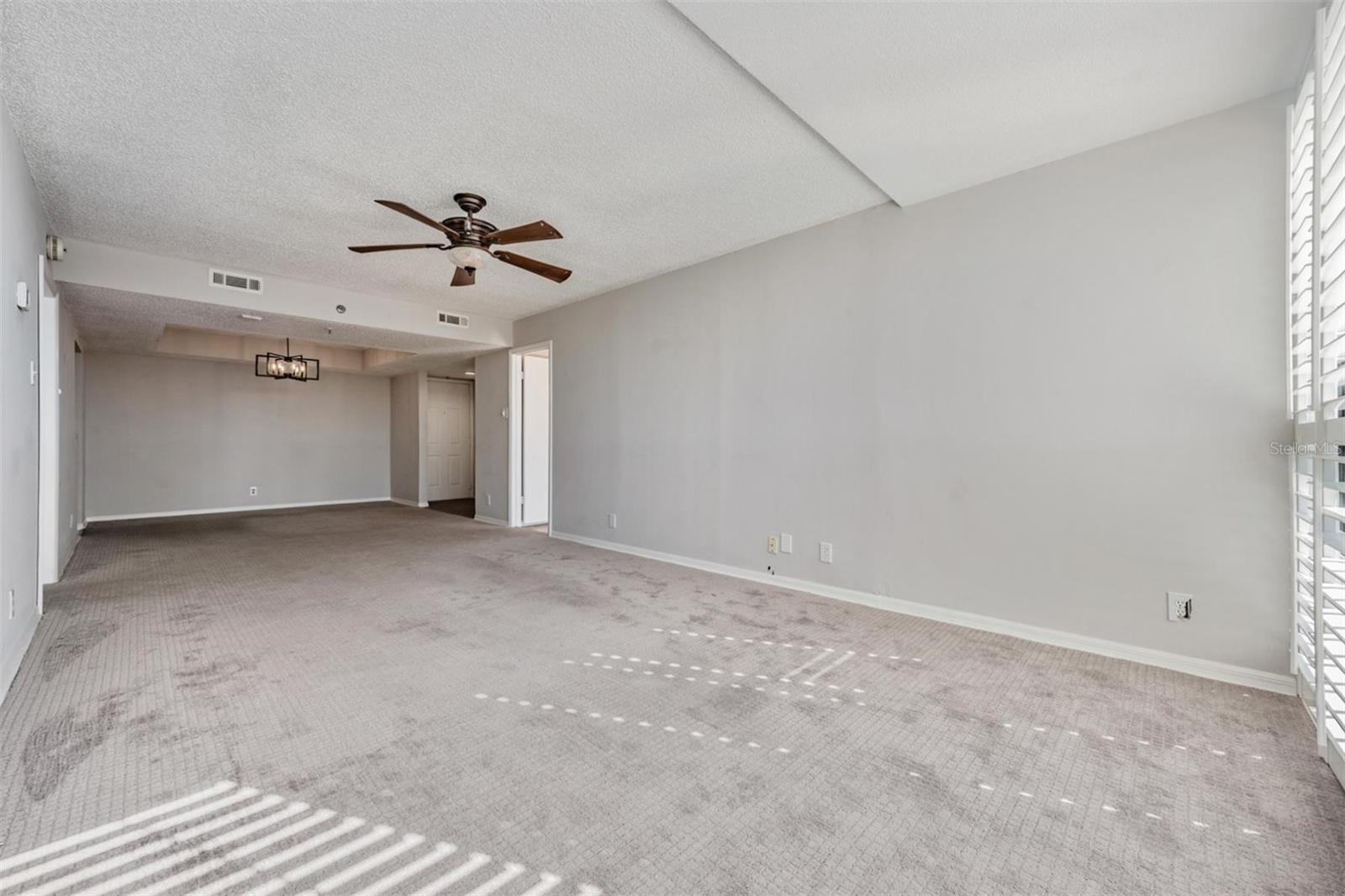 Image 26 of 34 For 3211 Swann Avenue 907