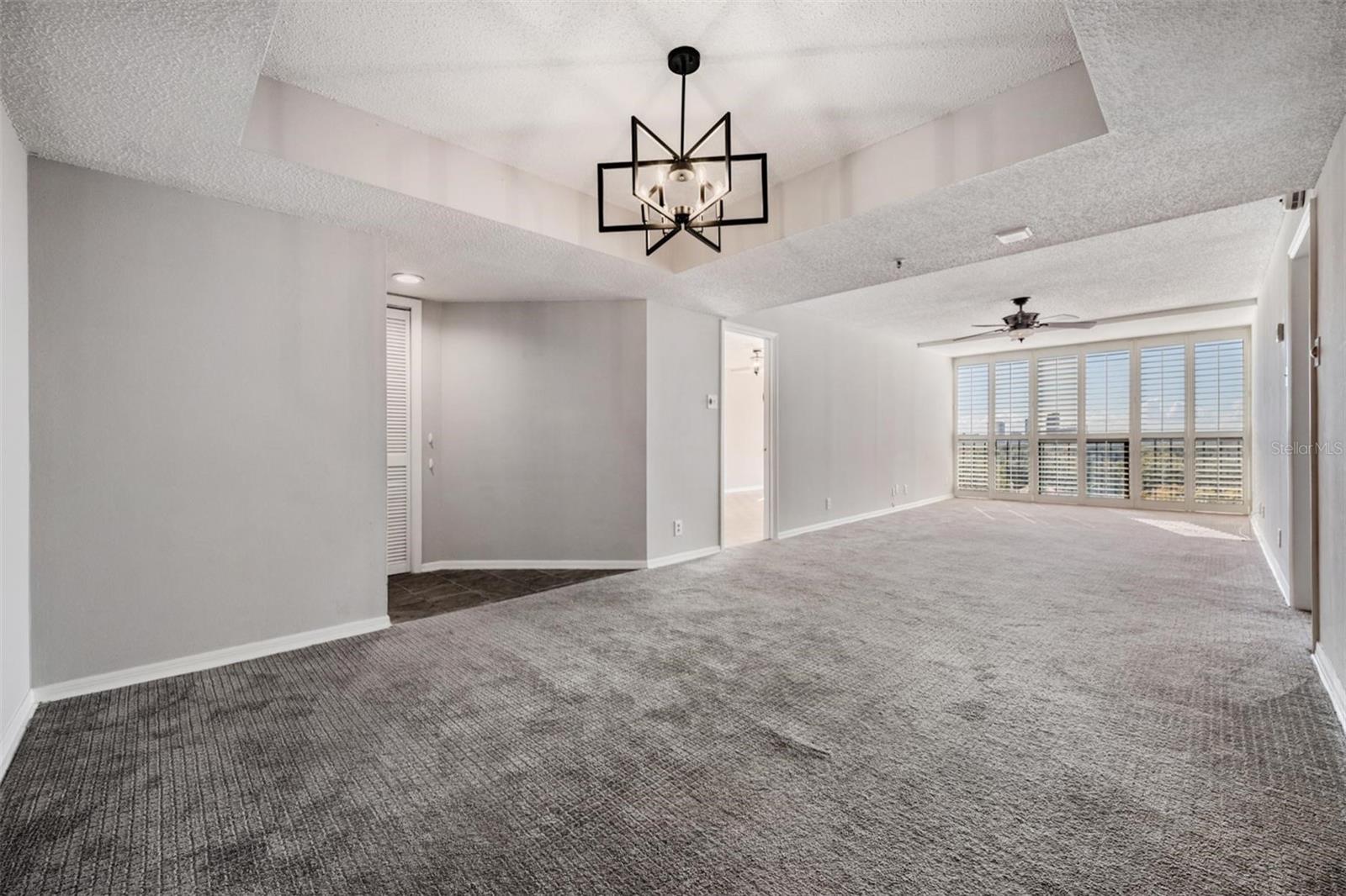 Image 4 of 34 For 3211 Swann Avenue 907