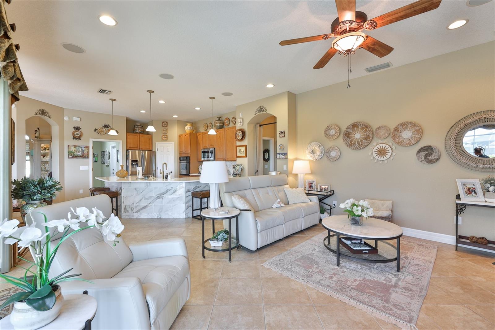 Listing photo id 22 for 328 Noble Faire Drive