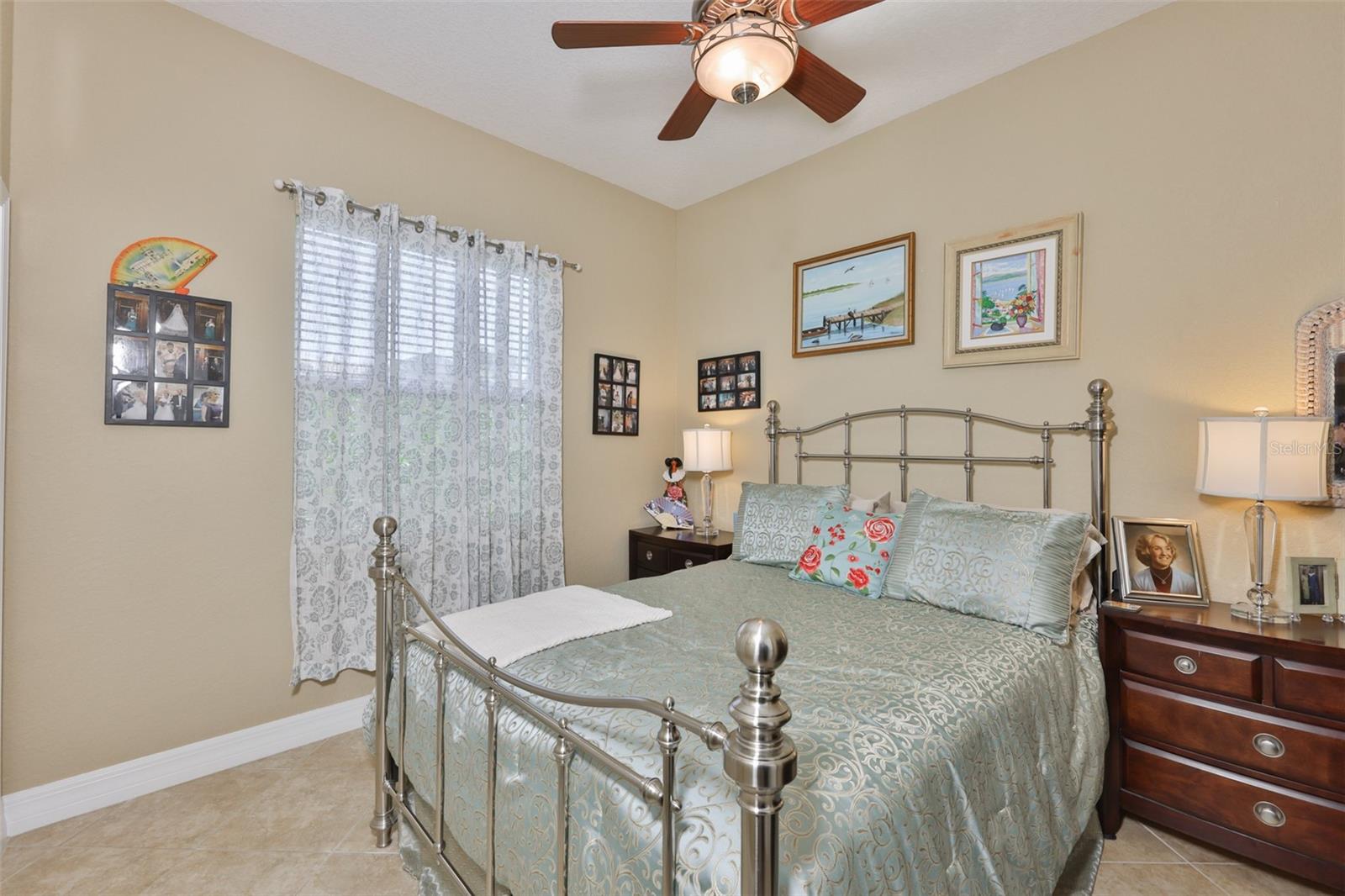 Listing photo id 27 for 328 Noble Faire Drive