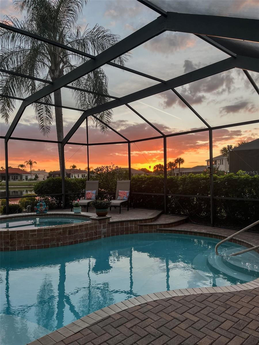 Listing photo id 47 for 328 Noble Faire Drive