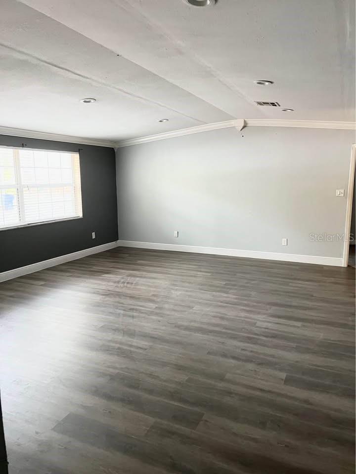 Image 3 of 9 For 709 Crenshaw Street