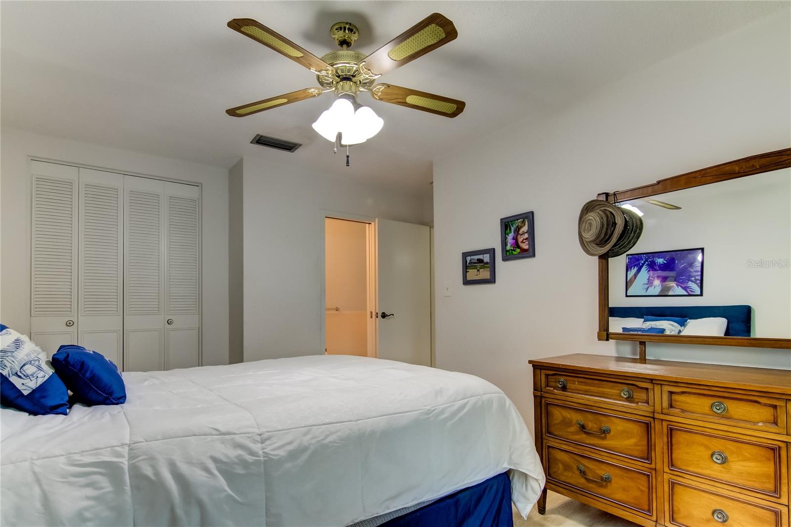 Image 37 of 74 For 2700 Bayshore Boulevard 2310