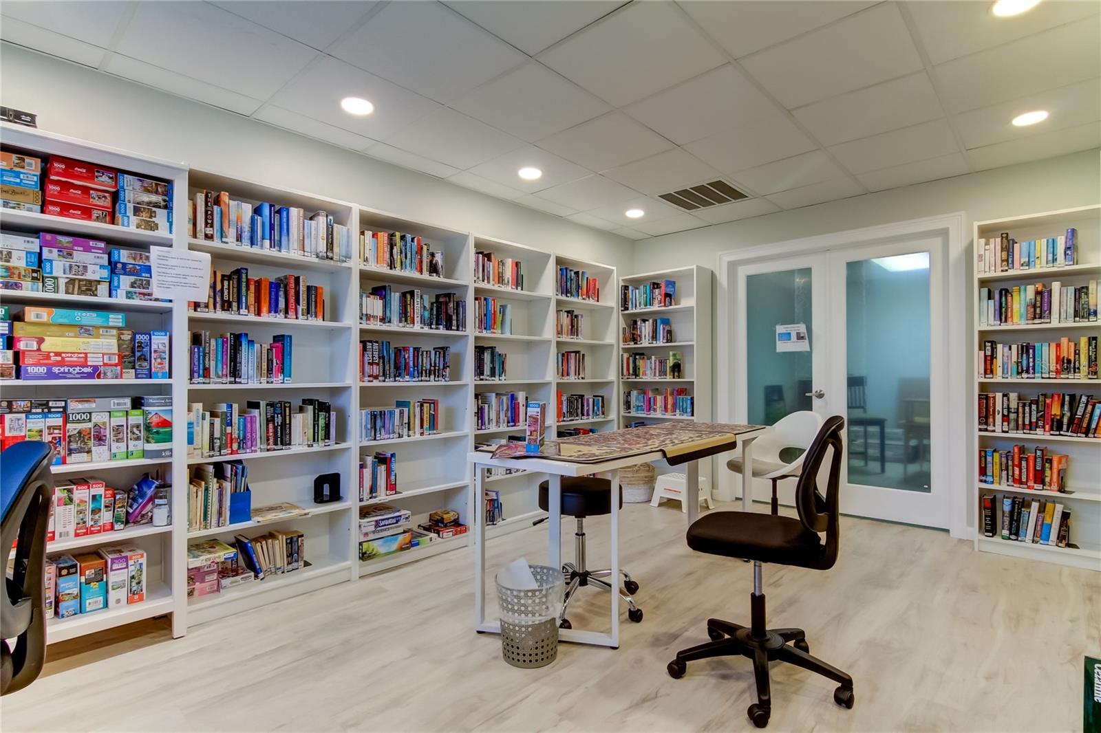 Image 49 of 74 For 2700 Bayshore Boulevard 2310