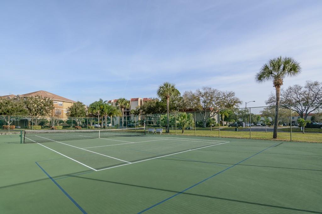 Image 58 of 74 For 2700 Bayshore Boulevard 2310