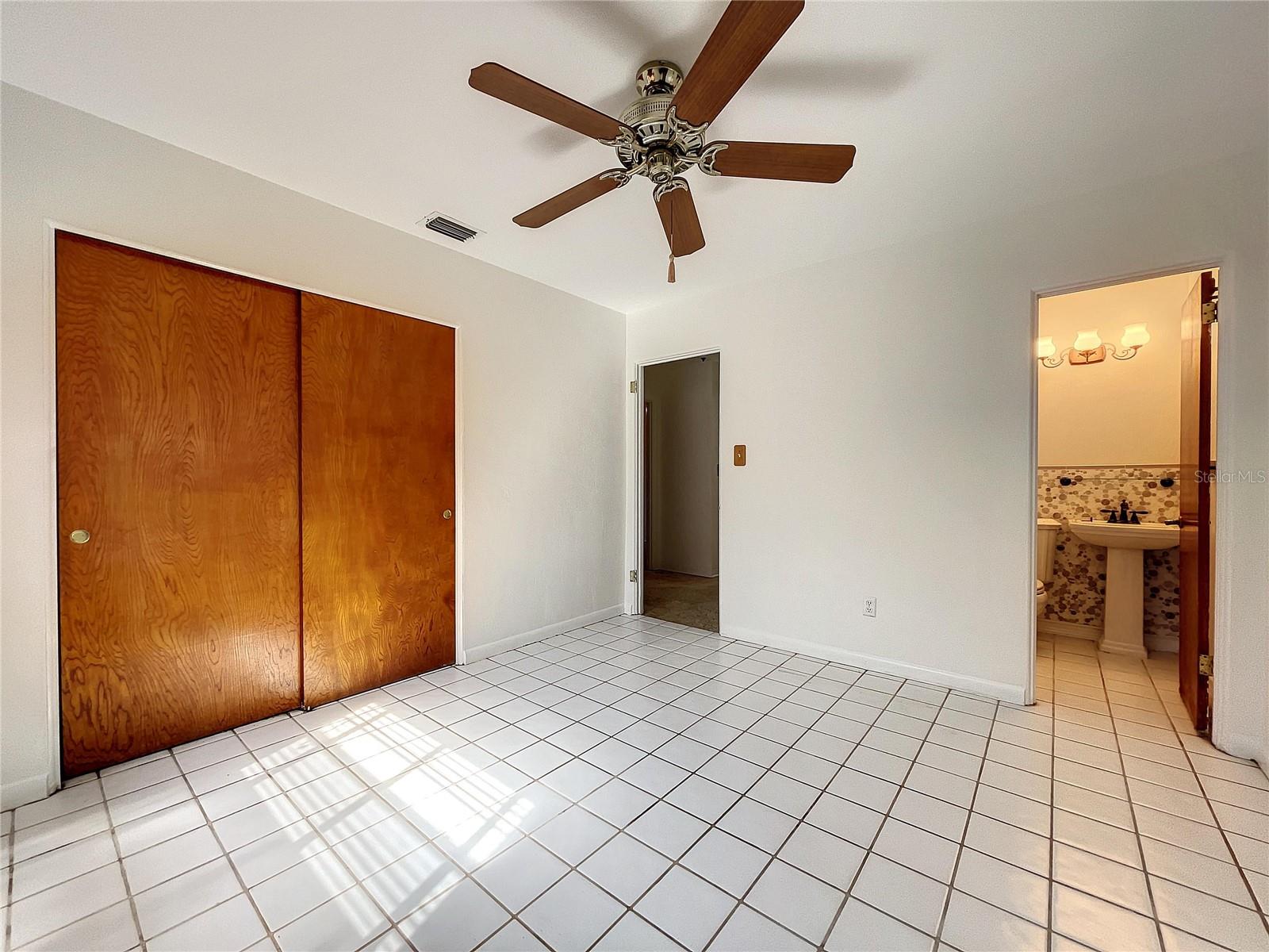 Image 40 of 71 For 2945 68th Street N