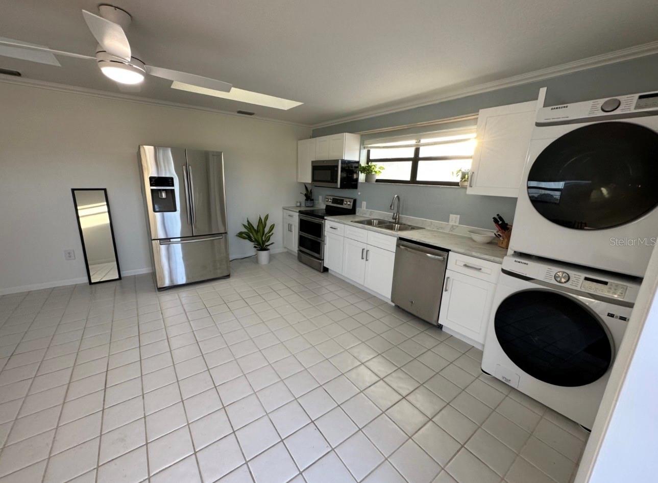 Image 59 of 71 For 2945 68th Street N