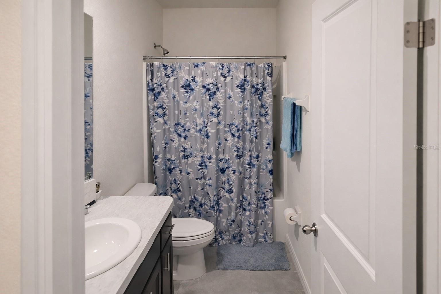 Image 15 of 25 For 33066 Tulip Petal Lane