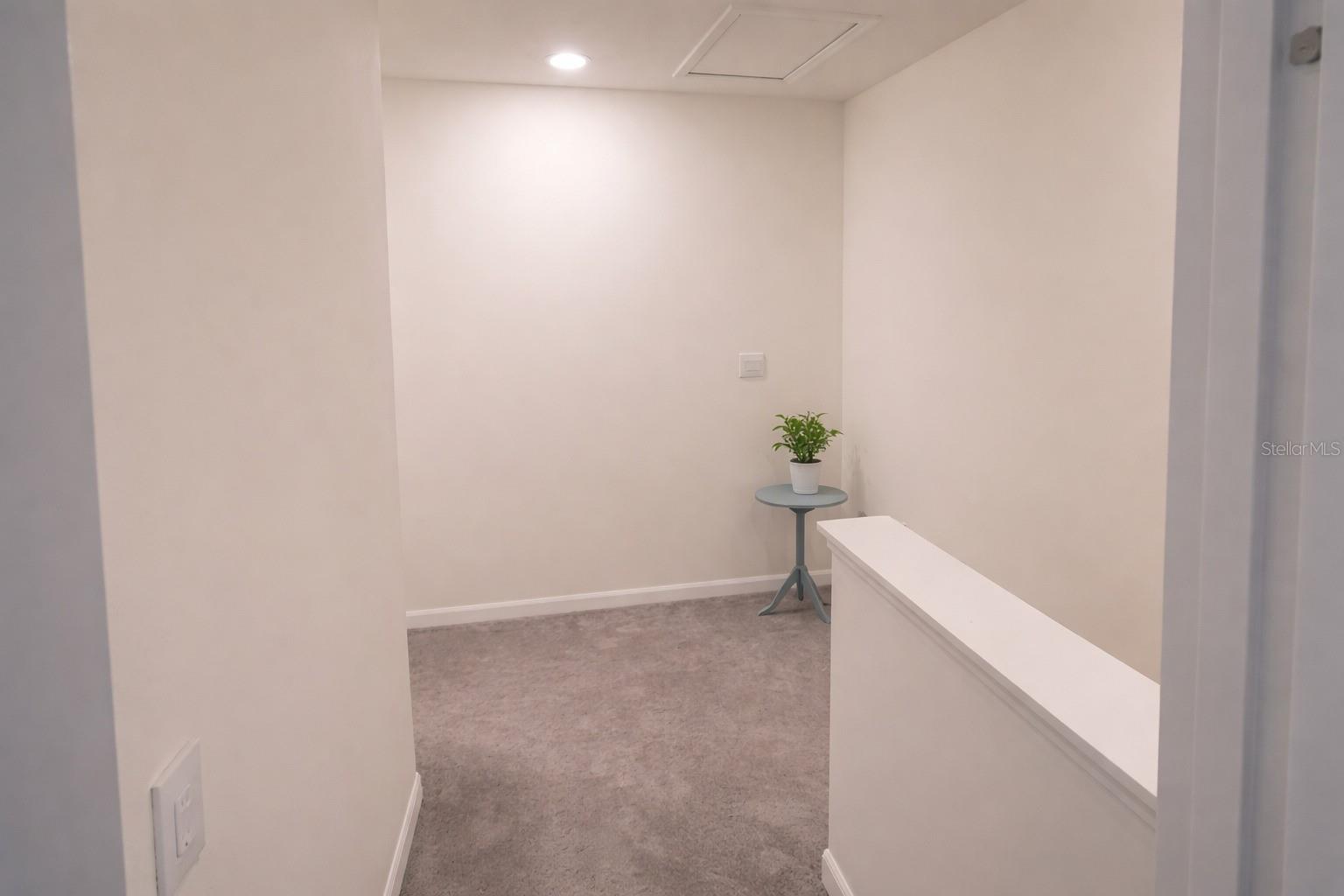 Image 17 of 25 For 33066 Tulip Petal Lane