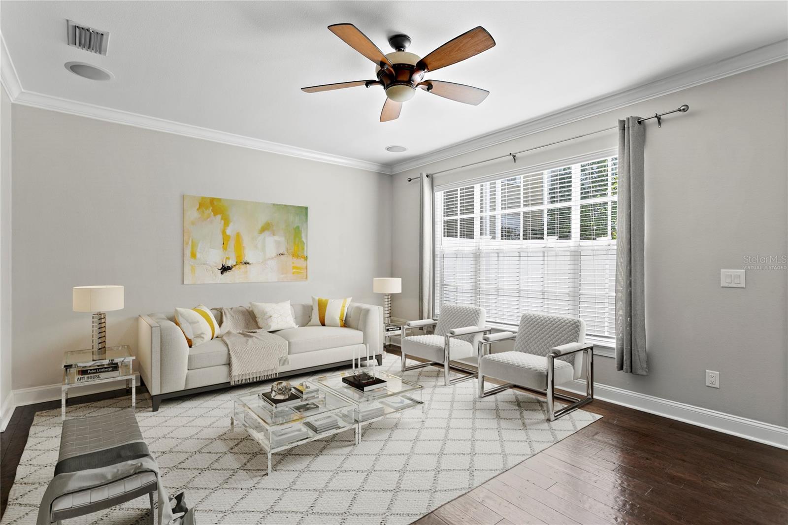 Image 10 of 63 For 305 Inner Harbour Circle