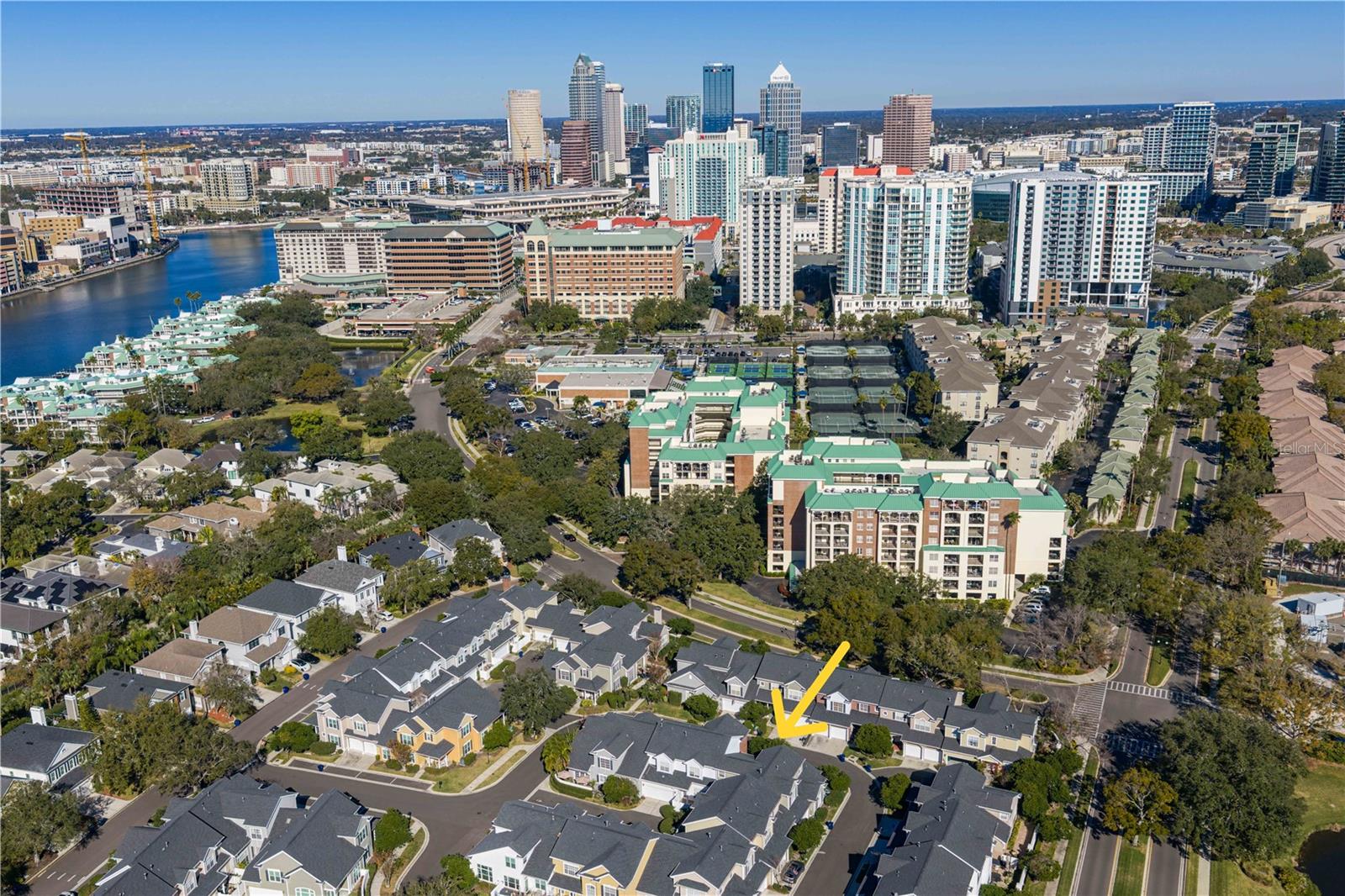 Image 2 of 63 For 305 Inner Harbour Circle