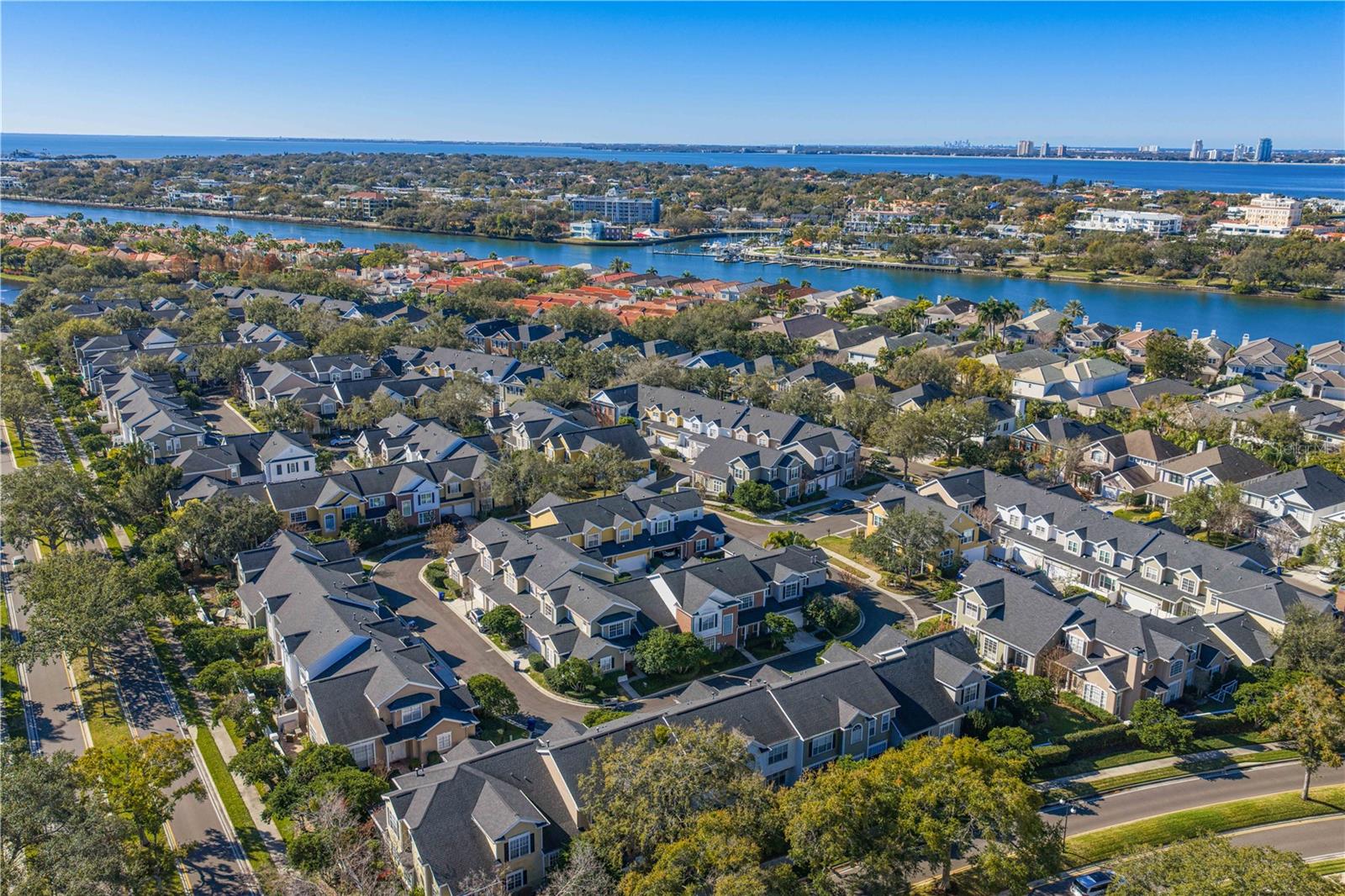 Image 59 of 63 For 305 Inner Harbour Circle