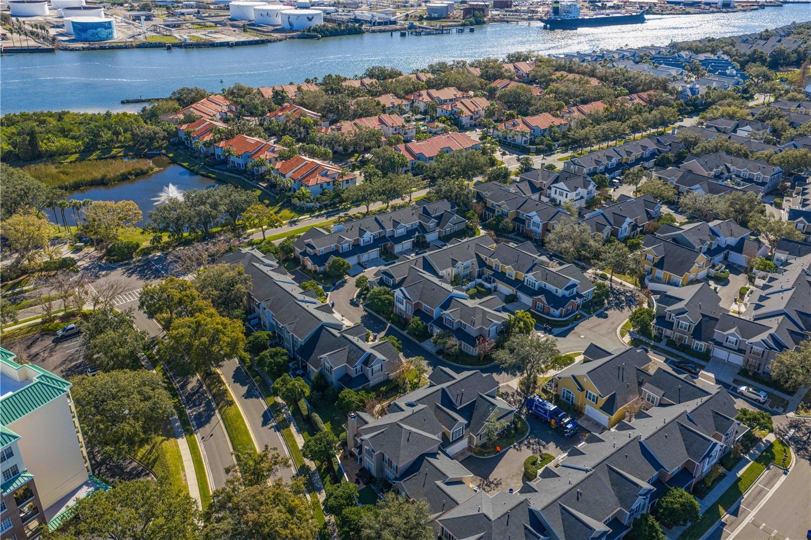 Image 62 of 63 For 305 Inner Harbour Circle