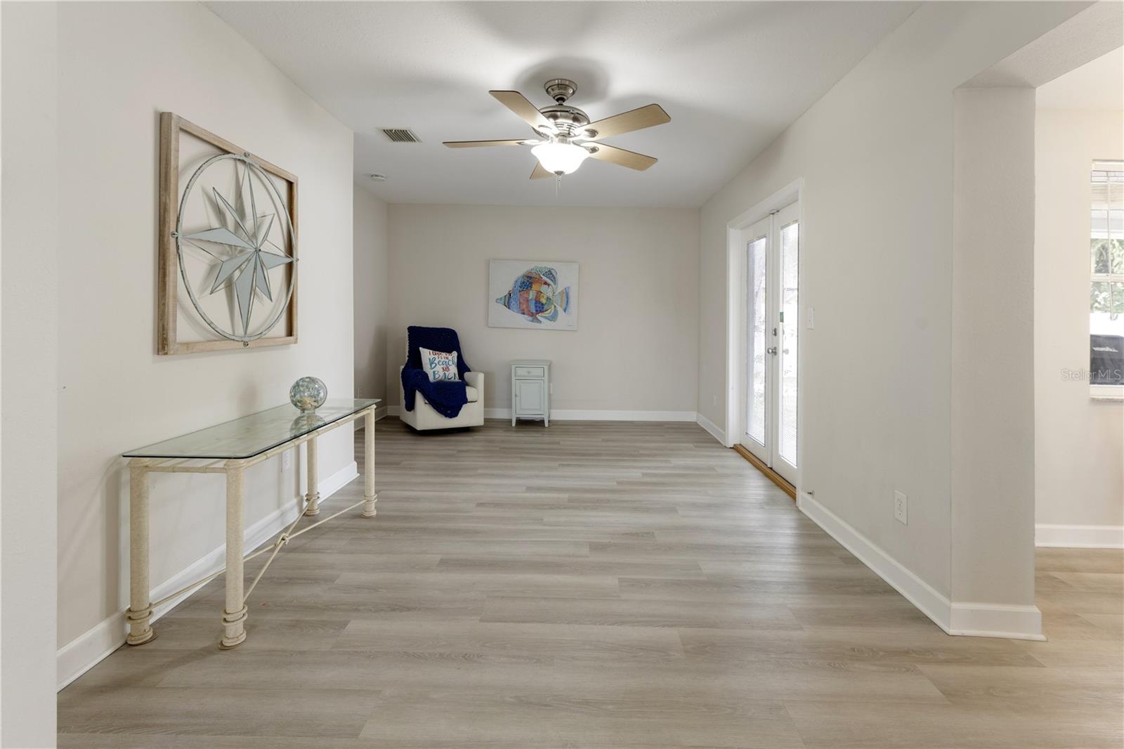 Image 5 of 30 For 13826 Antigua Drive