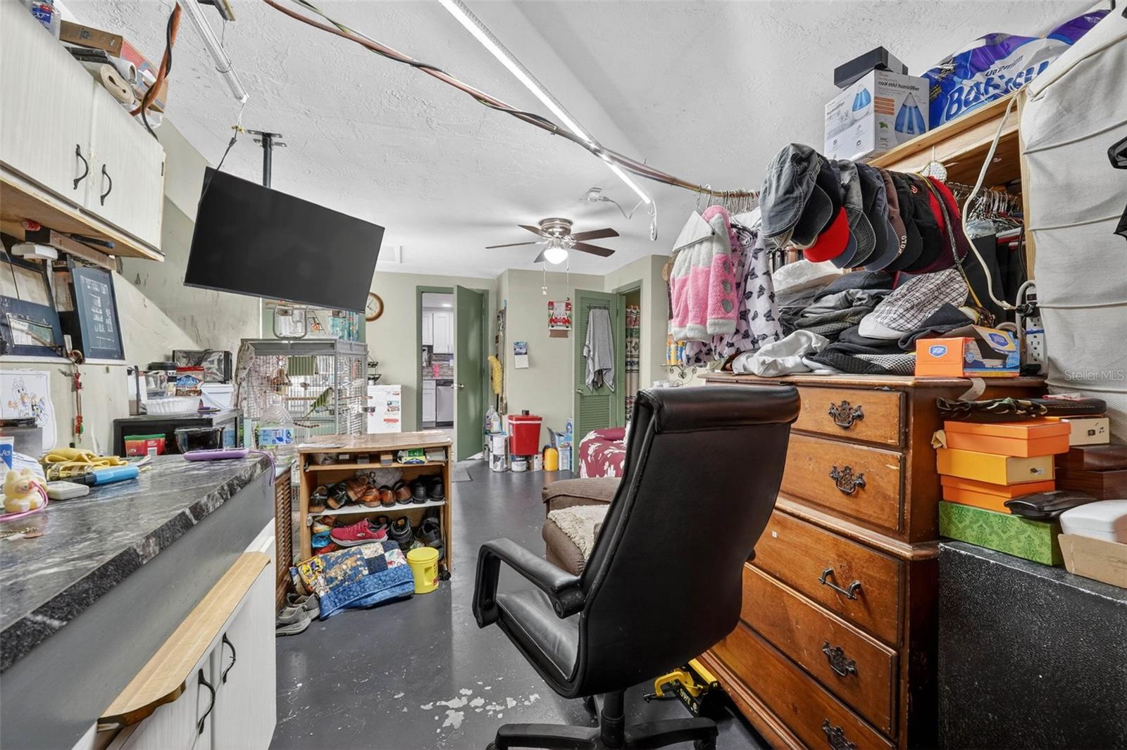 Image 39 of 63 For 2615 Almond Drive