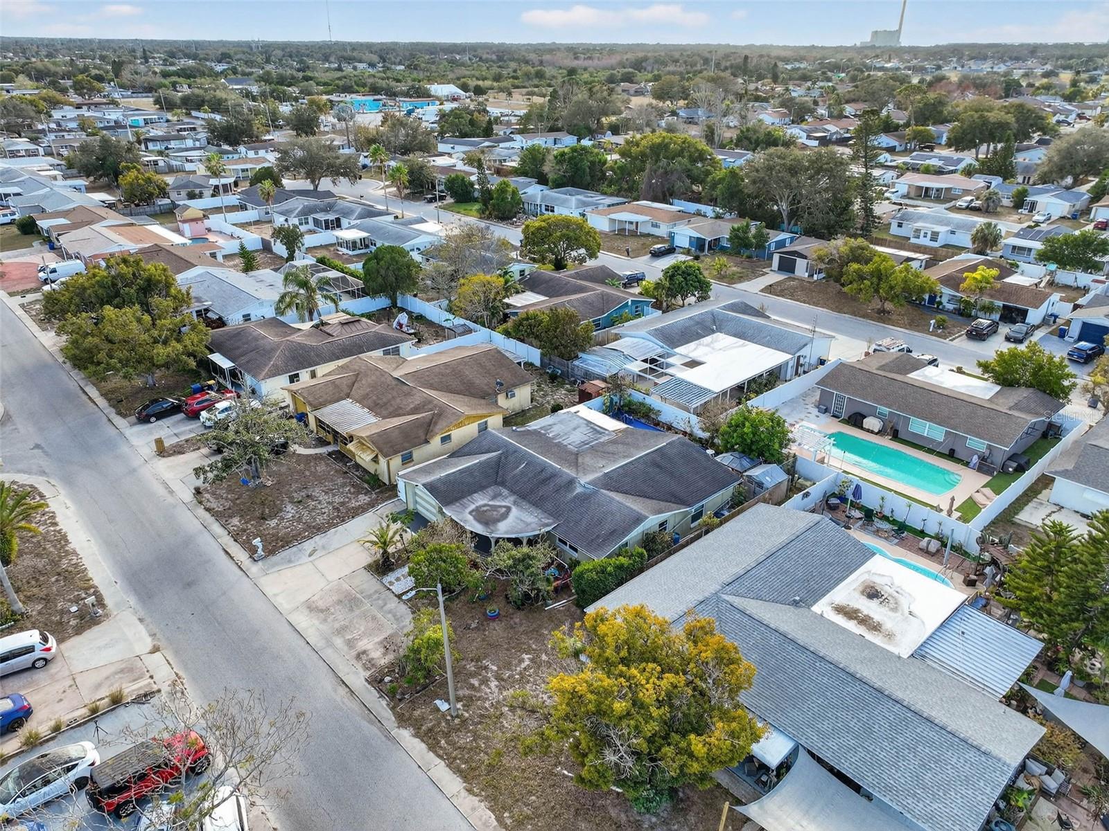 Image 54 of 63 For 2615 Almond Drive