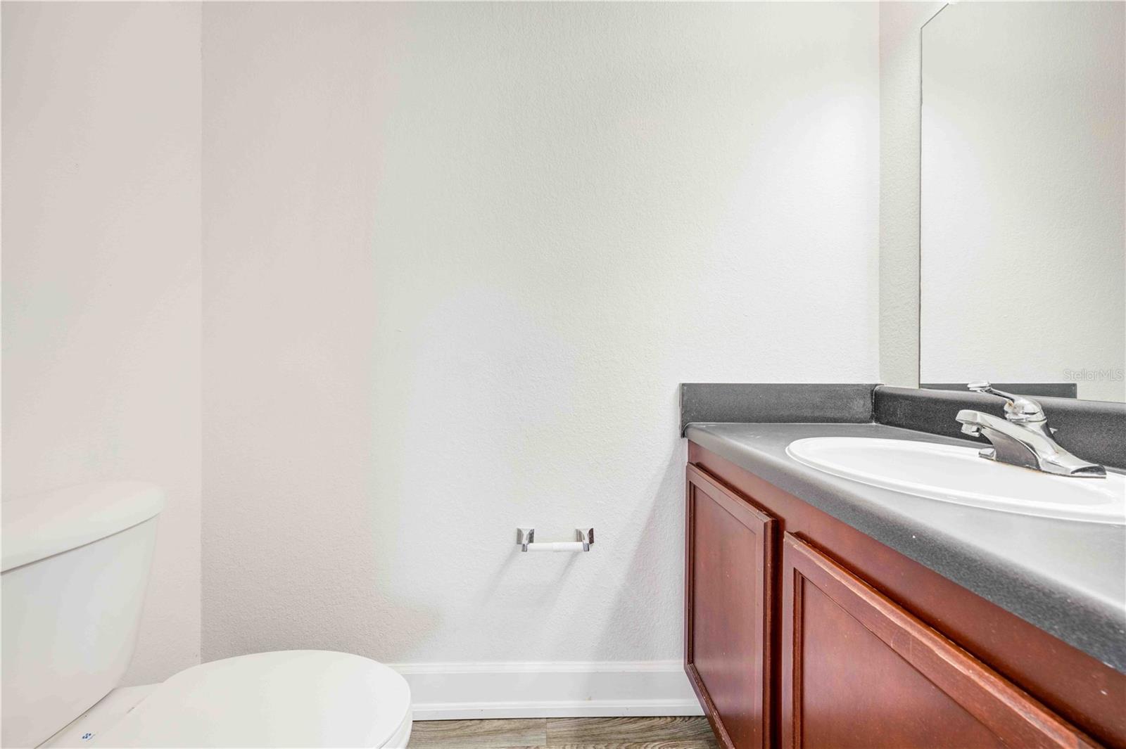 Image 14 of 94 For 14718 Naimisha Loop