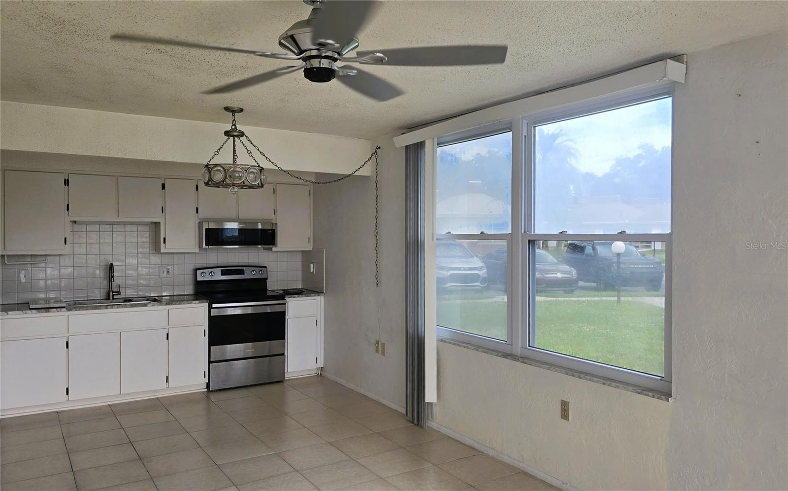 Image 6 of 16 For 4358 Tahitian Gardens Circle H