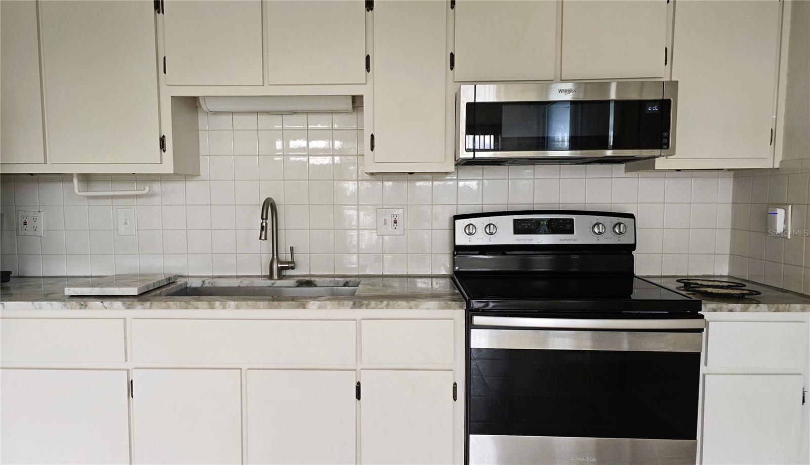 Image 7 of 16 For 4358 Tahitian Gardens Circle H