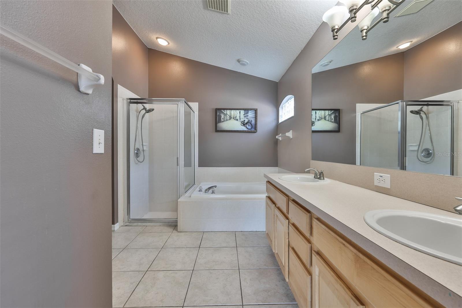 Image 21 of 50 For 11434 Cypress Reserve Drive