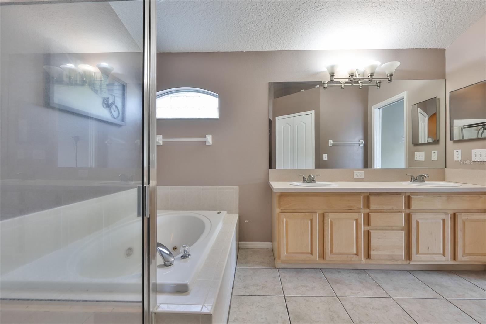 Image 22 of 50 For 11434 Cypress Reserve Drive