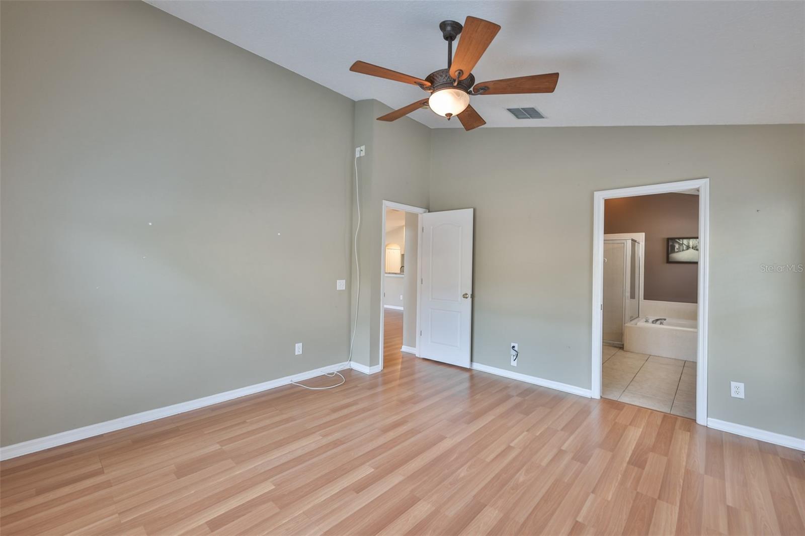 Image 32 of 50 For 11434 Cypress Reserve Drive