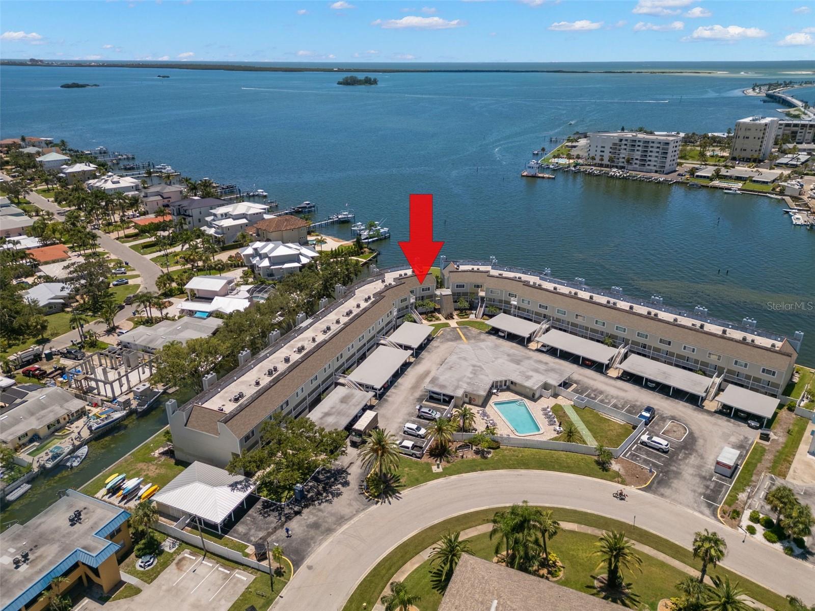 Image 35 of 45 For 433 Paula Drive 31