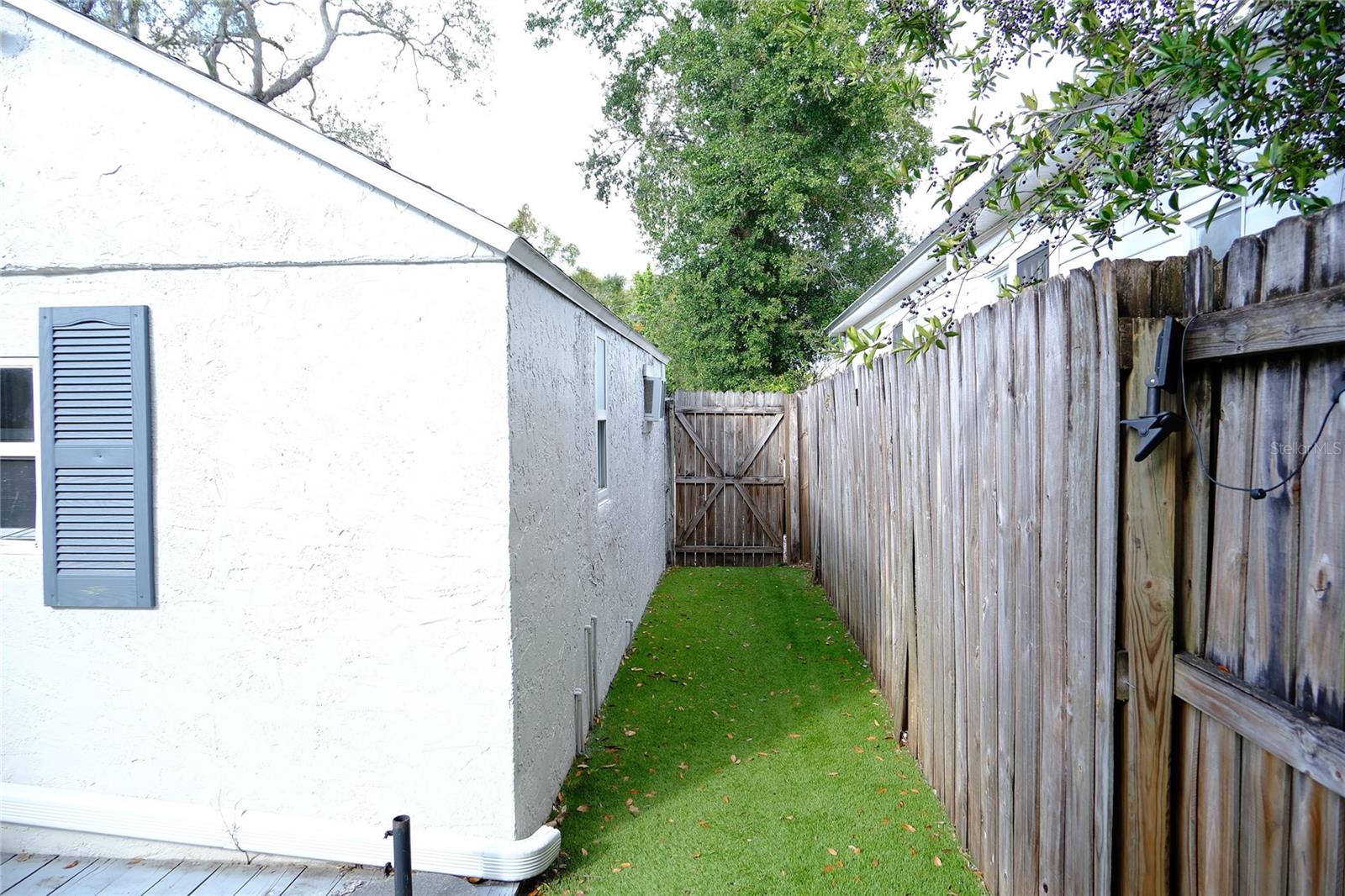 Image 20 of 20 For 212 Hiawatha Street