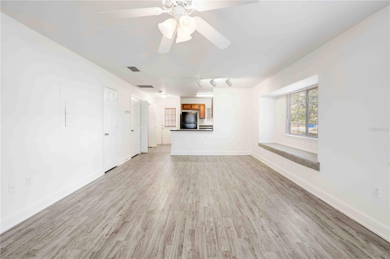 Image 25 of 94 For 14605 Naimisha Loop