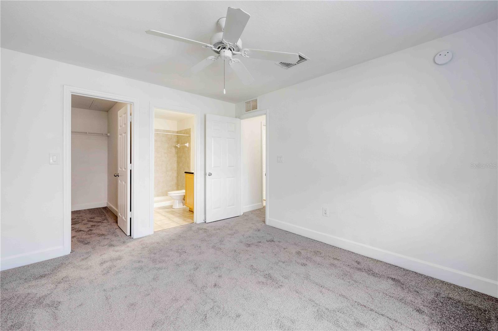 Image 34 of 94 For 14605 Naimisha Loop