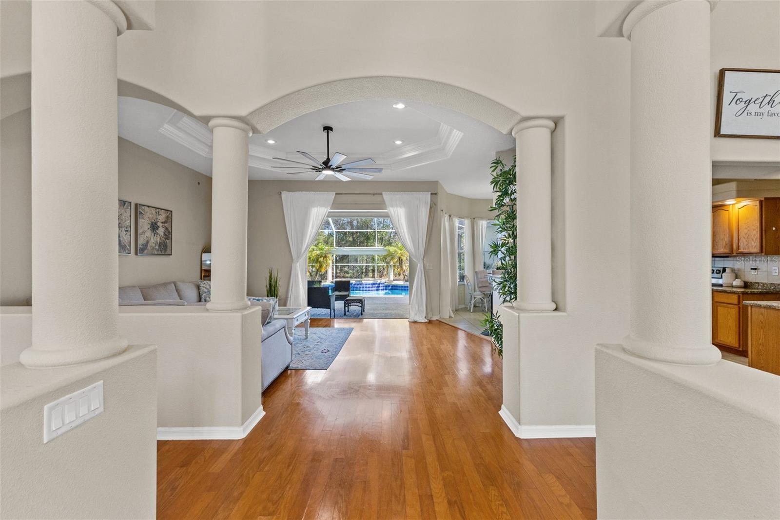 Image 15 of 80 For 14071 Linden Drive