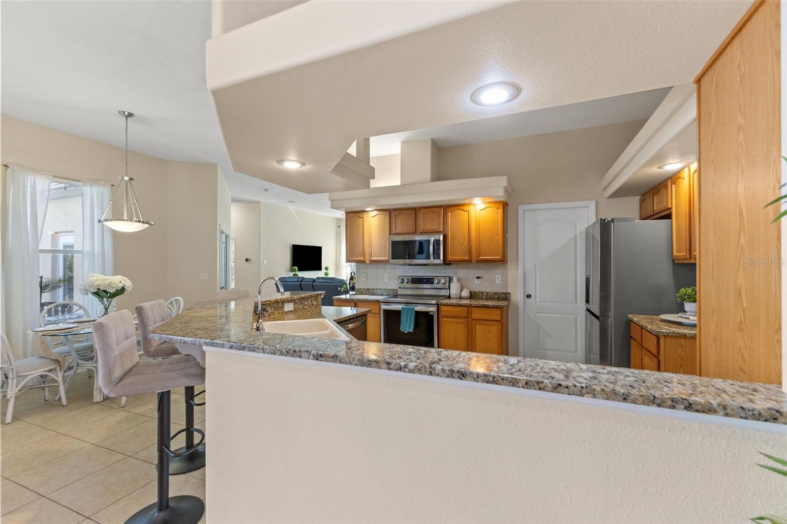 Image 16 of 80 For 14071 Linden Drive