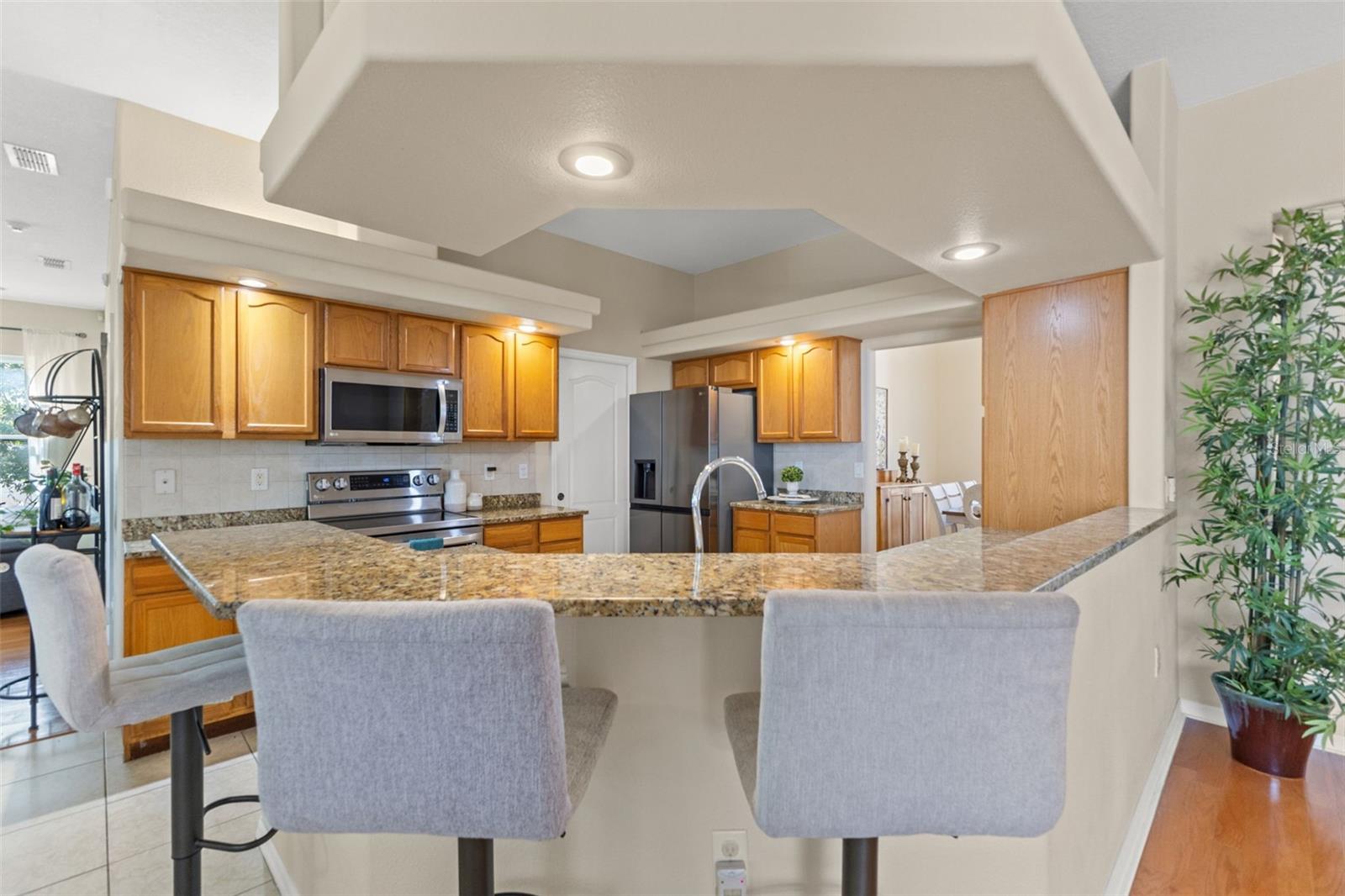 Image 18 of 80 For 14071 Linden Drive