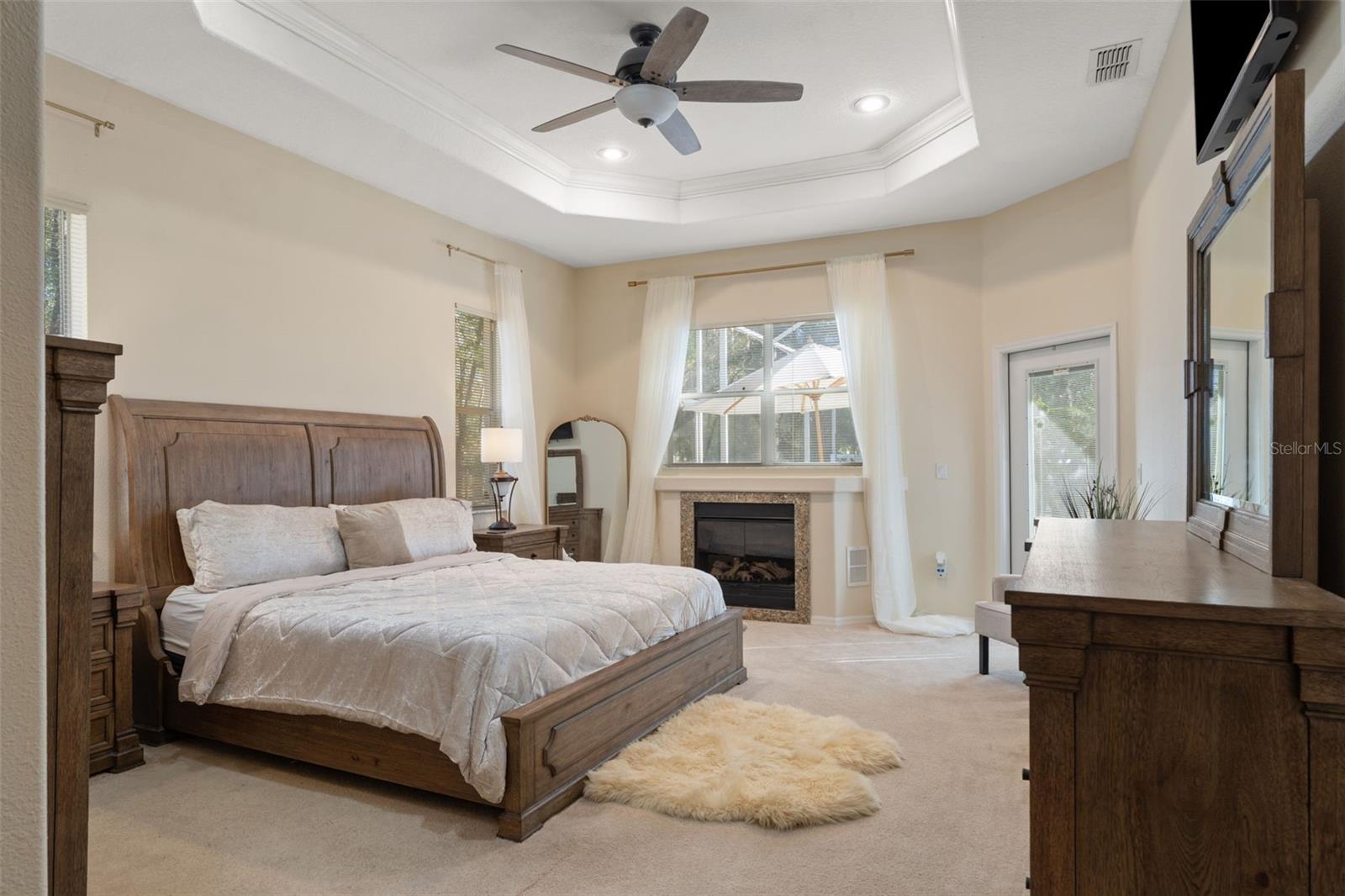 Image 25 of 80 For 14071 Linden Drive