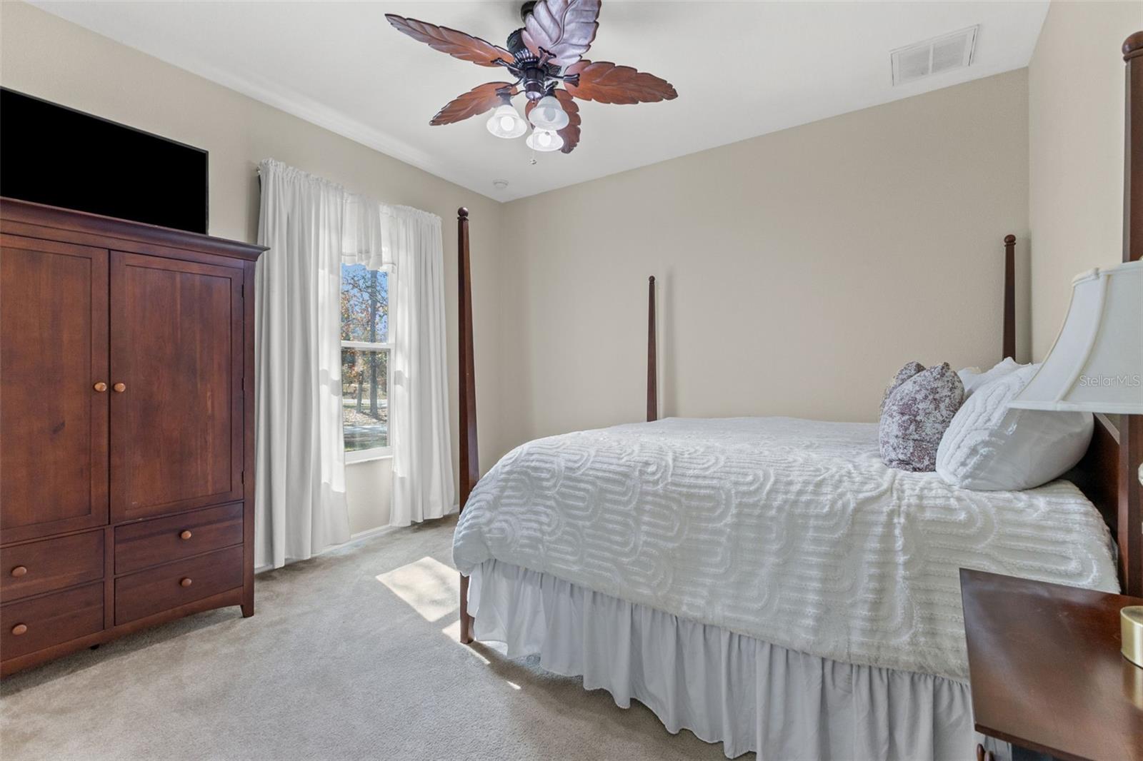 Image 36 of 80 For 14071 Linden Drive