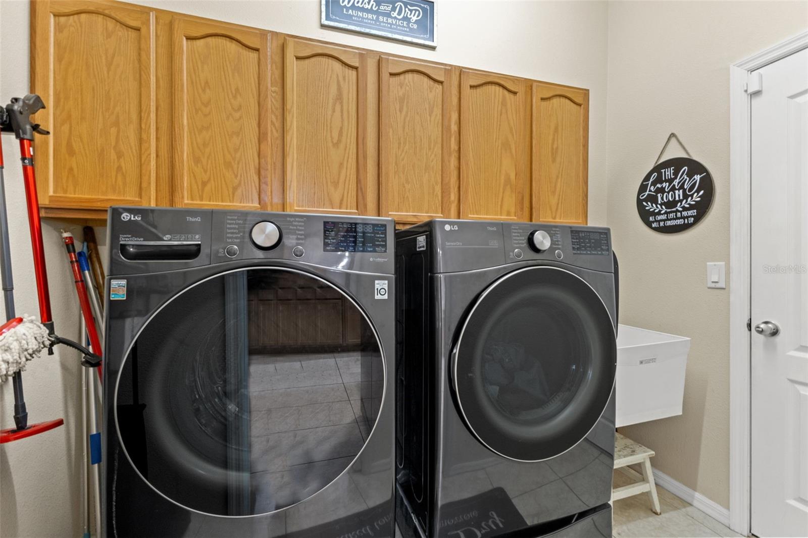 Image 41 of 80 For 14071 Linden Drive