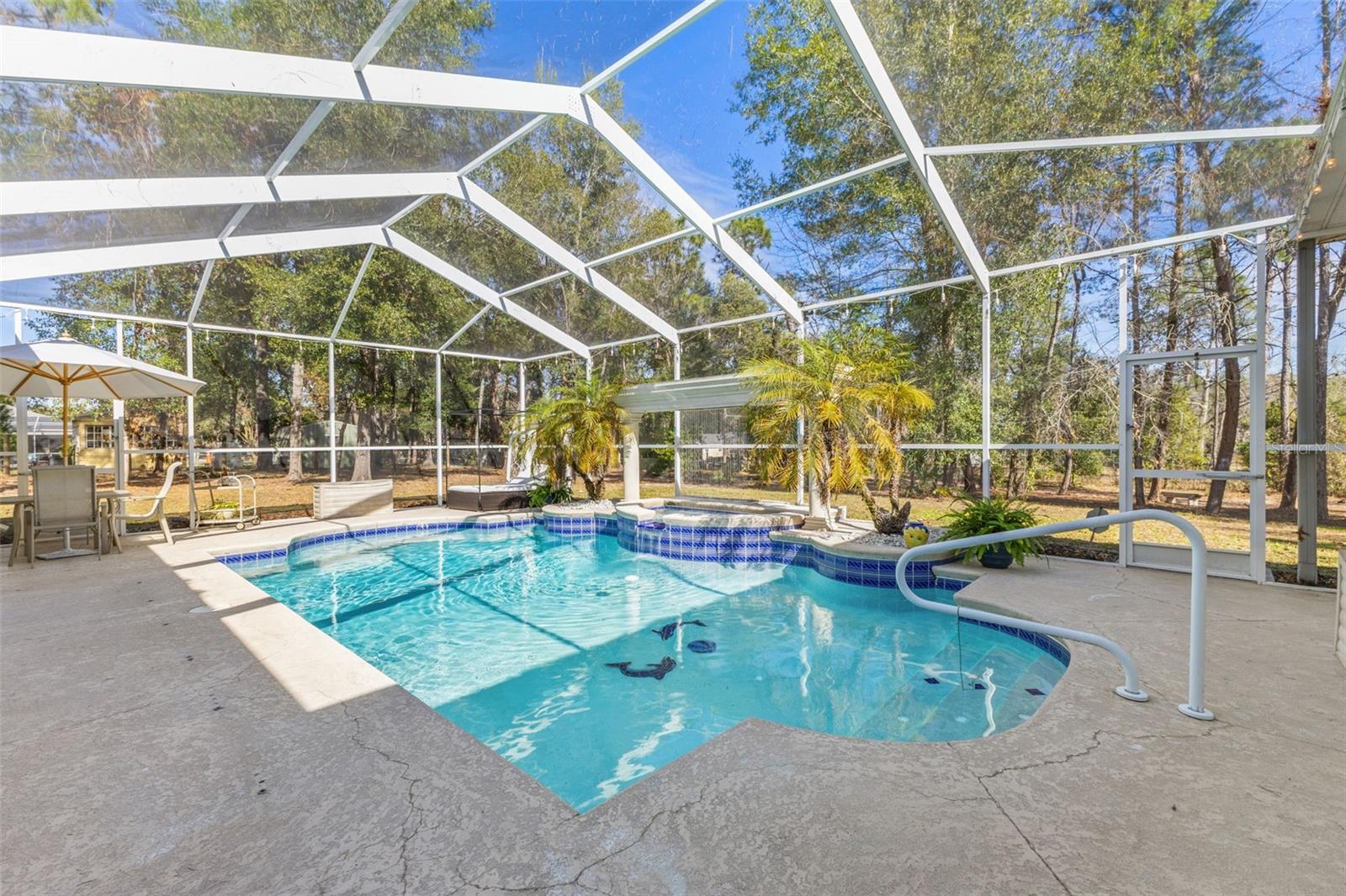 Image 46 of 80 For 14071 Linden Drive