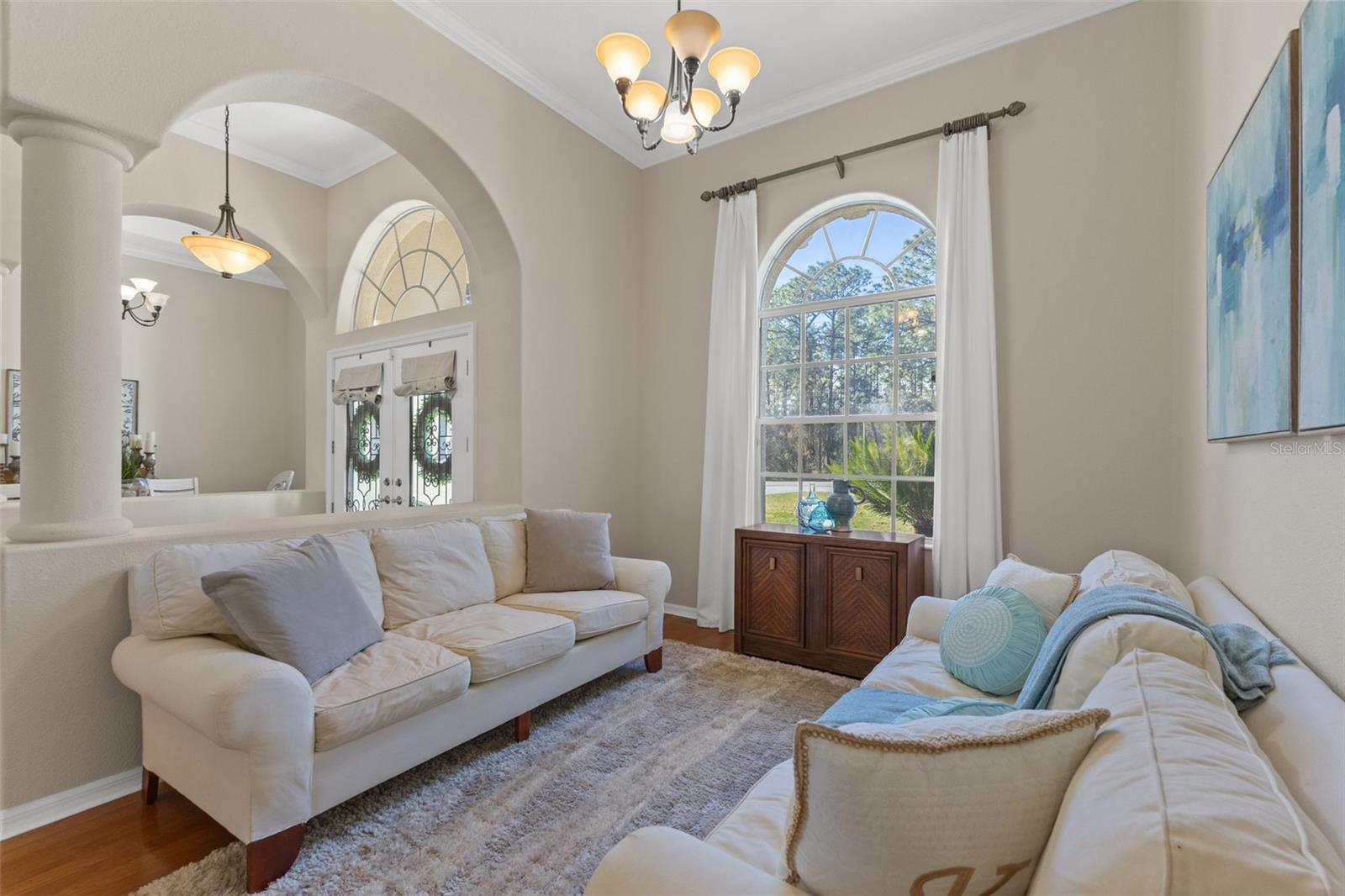 Image 7 of 80 For 14071 Linden Drive