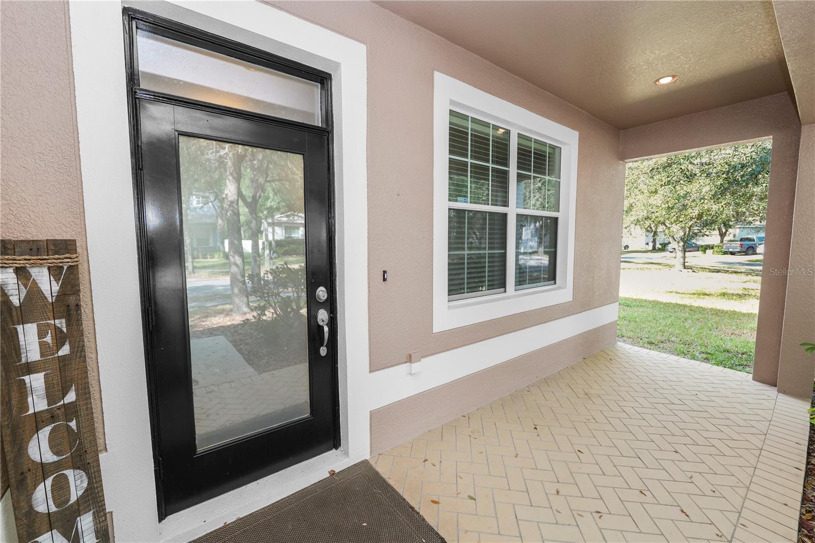 Listing photo id 1 for 10615 Lucaya Drive