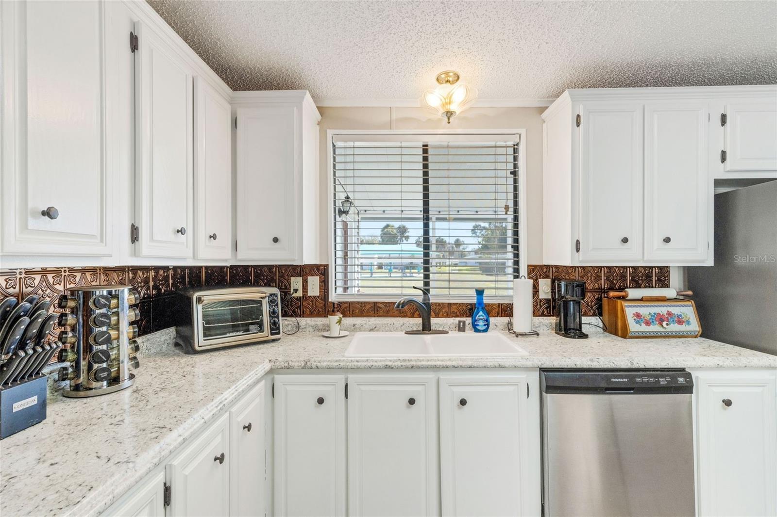 Image 16 of 67 For 70 Mockingbird Lane