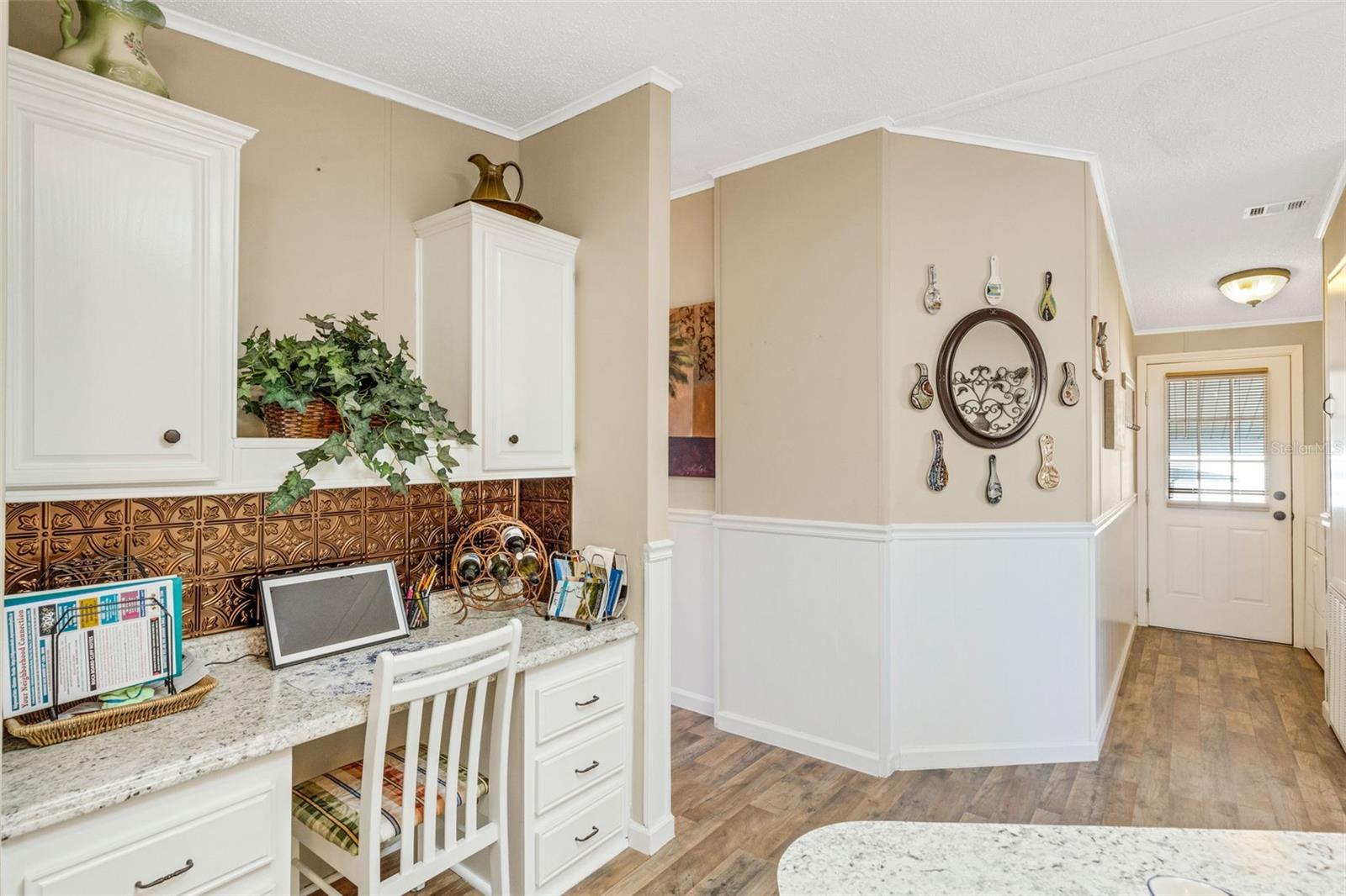 Image 18 of 67 For 70 Mockingbird Lane