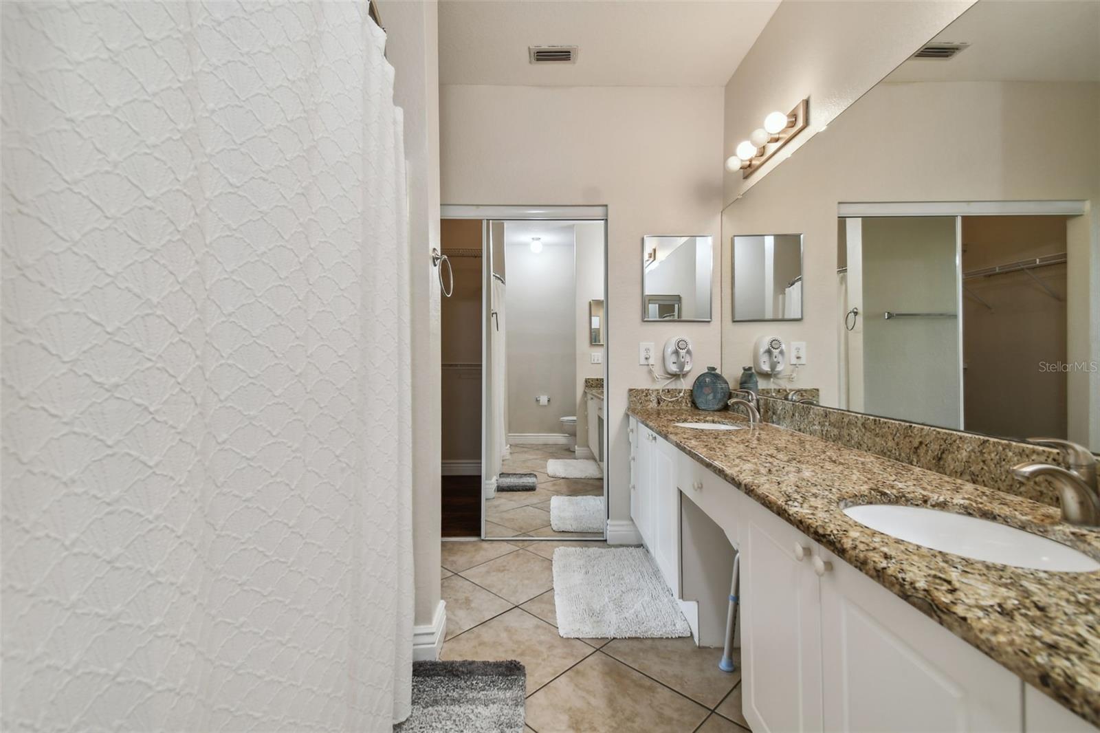 Image 25 of 64 For 2705 Via Murano 116