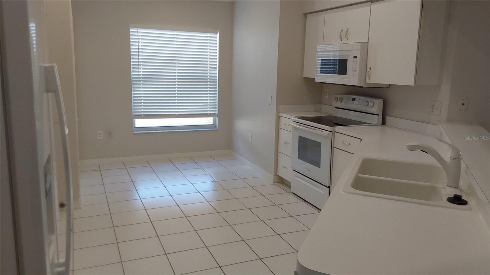 Image 13 of 54 For 1932 Grenville Court