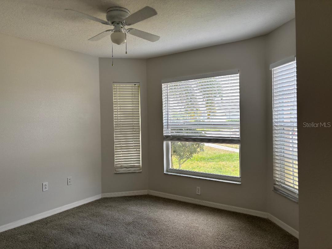 Image 15 of 54 For 1932 Grenville Court