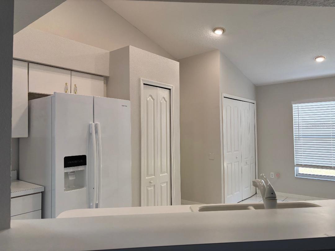 Image 19 of 54 For 1932 Grenville Court