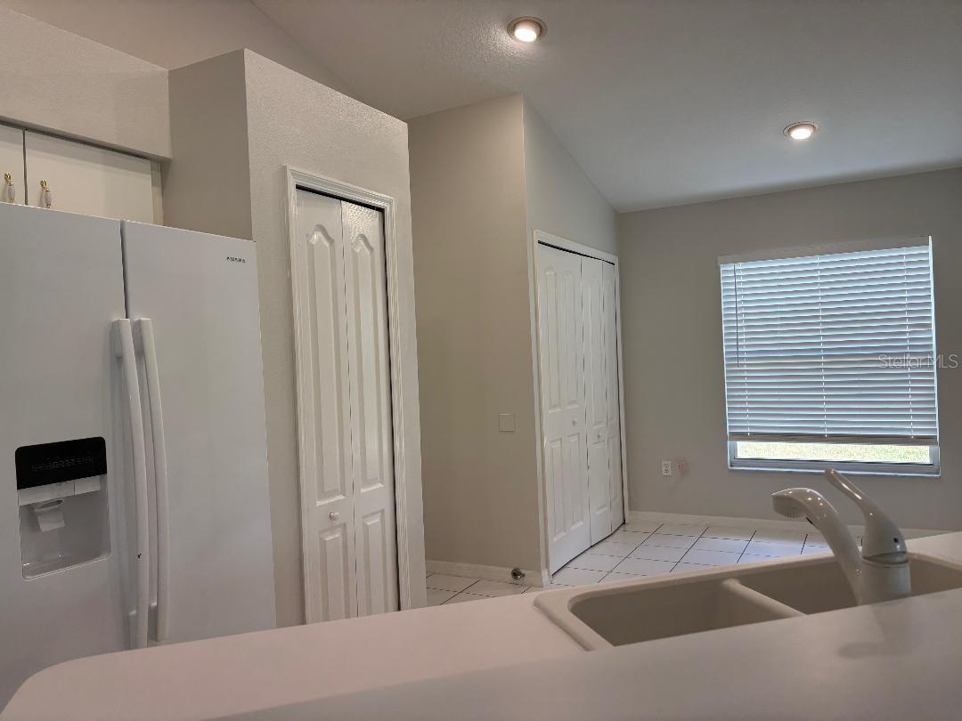 Image 21 of 54 For 1932 Grenville Court